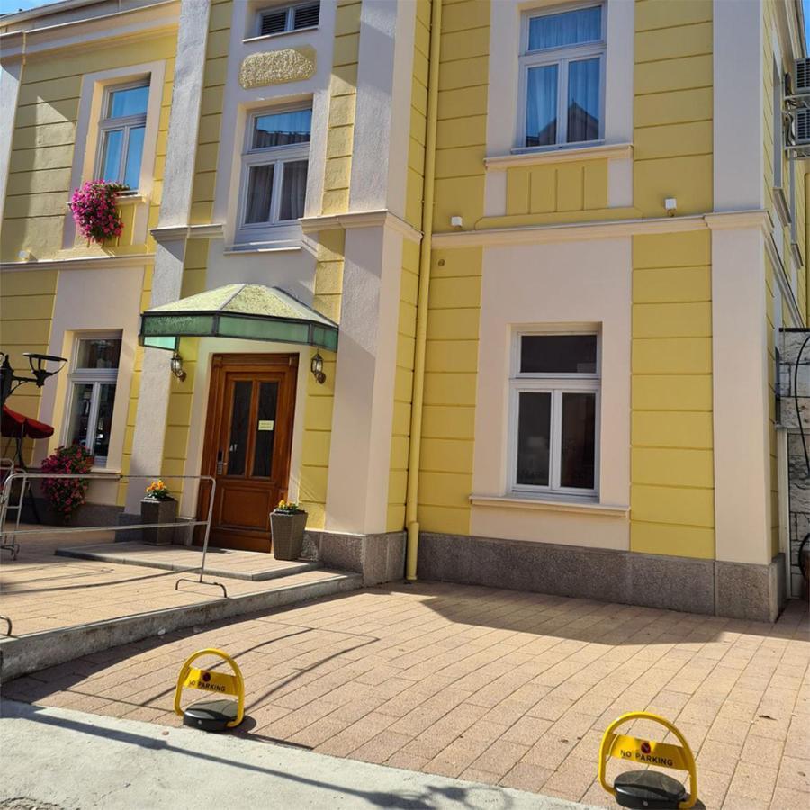 Kondor Apartmani Vrnjačka Banja Zewnętrze zdjęcie
